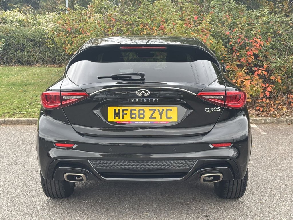 Used Infiniti Q30 2018 for sale - 76210105: Photo 4