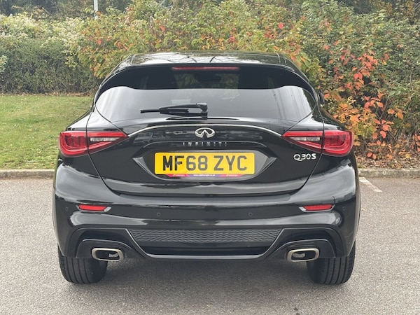 Used Infiniti Q30 2018 for sale - 76210105: Photo 4