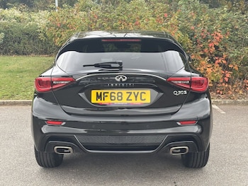 Used Infiniti Q30 2018 for sale - 76210105: Photo 4