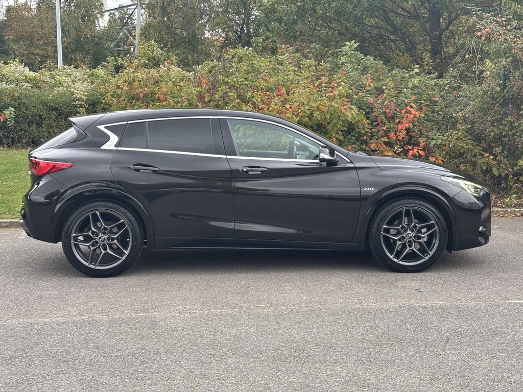 Used Infiniti Q30 2018 for sale - 76210105: Photo 6