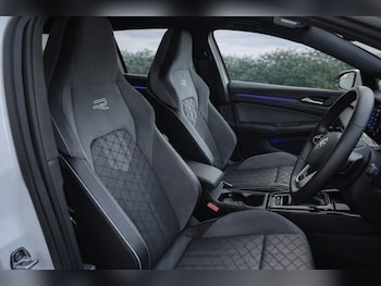 Used Volkswagen Golf 2023 for sale - 78287918: Photo