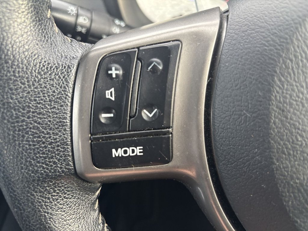 Used Toyota Yaris 2015 for sale - 76395827: Photo 15