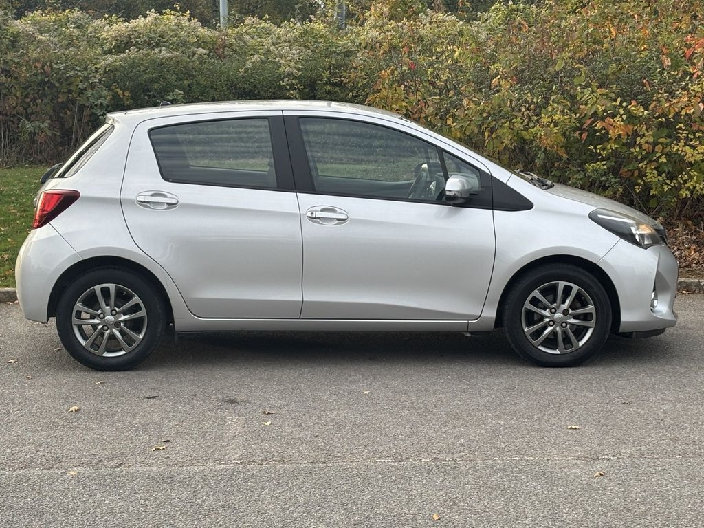 Used Toyota Yaris 2015 for sale - 76395827: Photo 6