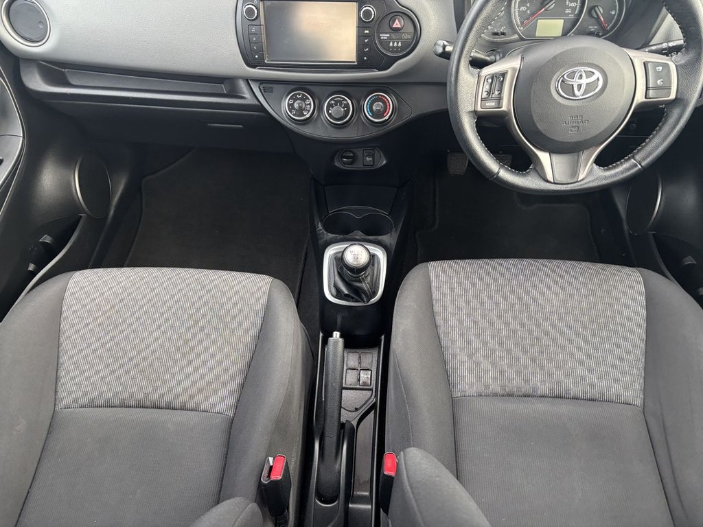 Used Toyota Yaris 2015 for sale - 76395827: Photo 9