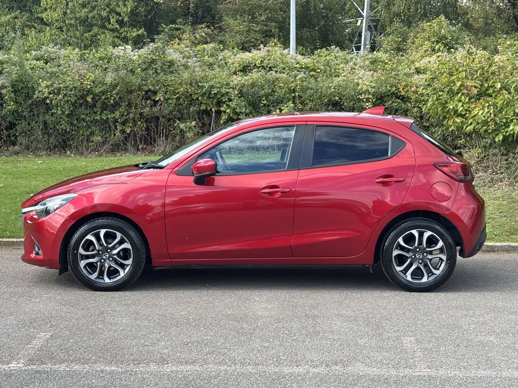 Used Mazda Mazda2 2018 for sale - 76039905: Photo 2