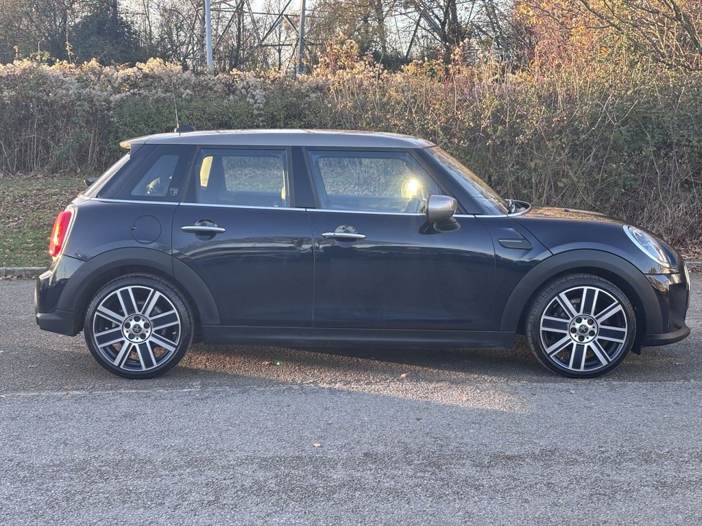 Used MINI Hatch 2022 for sale - 76739911: Photo 6