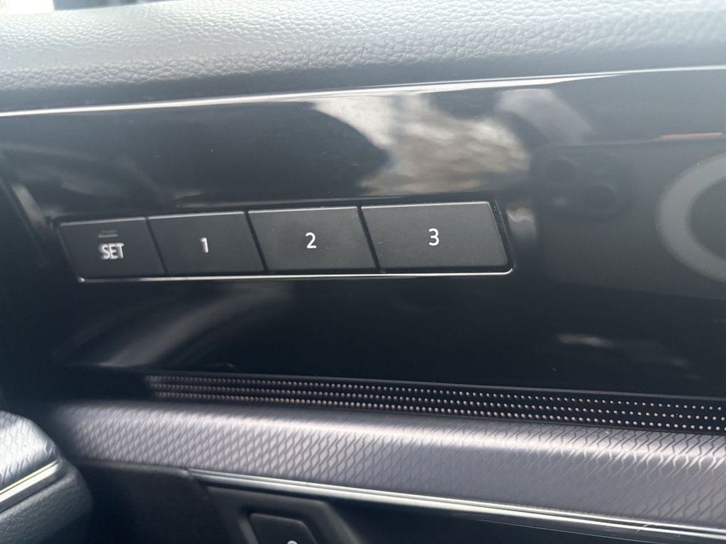 Used Volkswagen Touareg 2019 for sale - 76535501: Photo 28