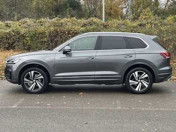 Used Volkswagen Touareg 2019 for sale - 76535501: Photo