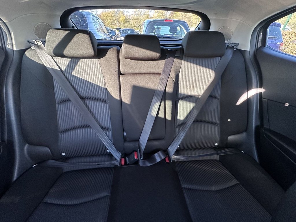 Used Mazda Mazda3 2016 for sale - 76642204: Photo 10