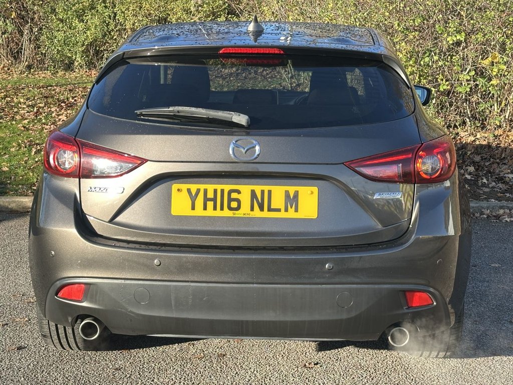 Used Mazda Mazda3 2016 for sale - 76642204: Photo 4