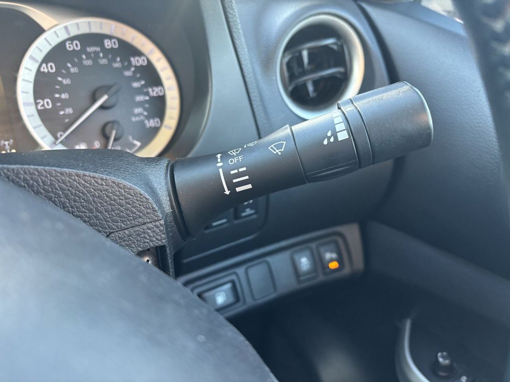 Used Nissan Navara 2016 for sale - 77089351: Photo 16