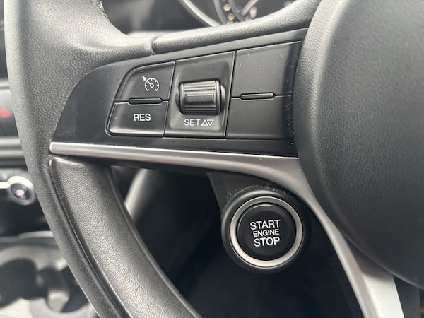 Used Alfa Romeo Giulia 2018 for sale - 76162835: Photo 18
