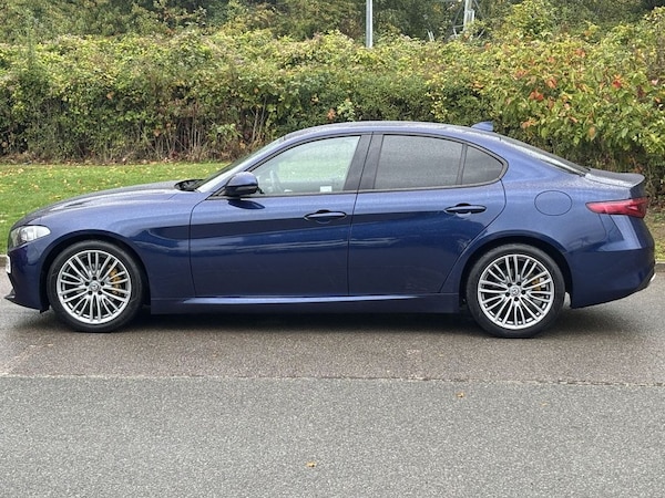 Used Alfa Romeo Giulia 2018 for sale - 76162835: Photo 2
