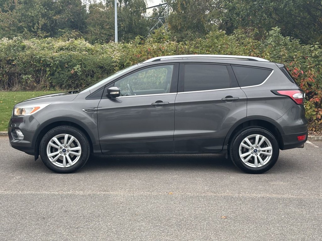 Used Ford Kuga 2017 for sale - 76147307: Photo 2
