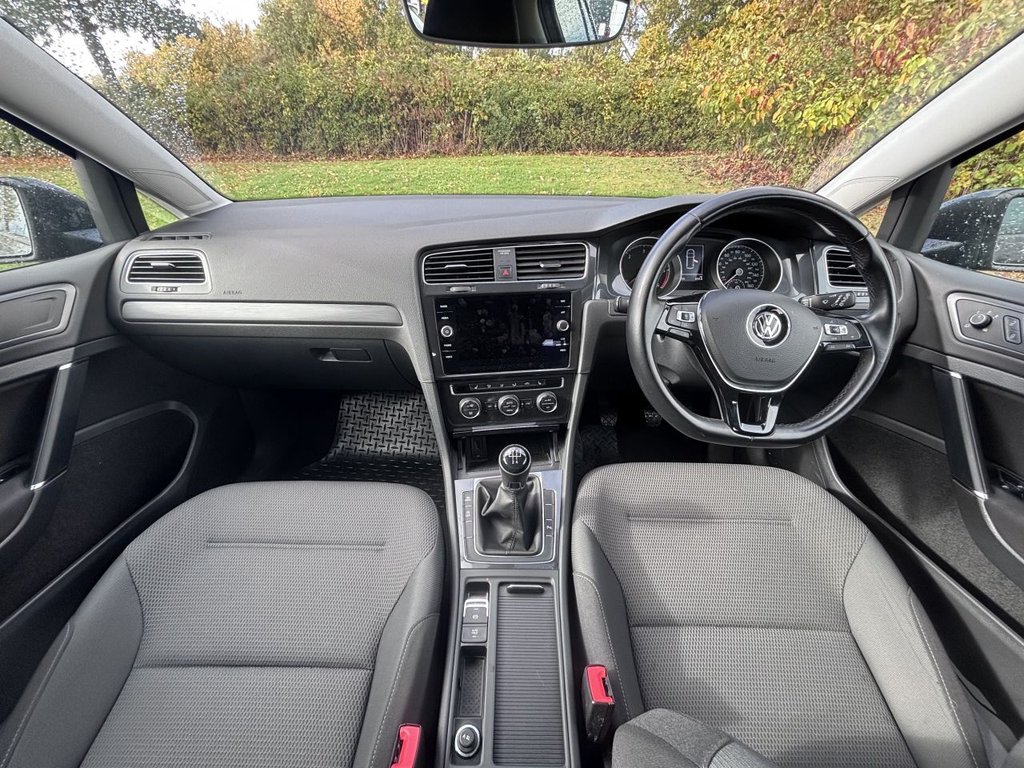 Used Volkswagen Golf 2020 for sale - 76323169: Photo 9