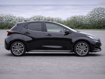 Used Toyota Yaris 2023 for sale - 78288140: Photo