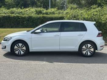 Used Volkswagen Golf 2019 for sale - 74884338: Photo