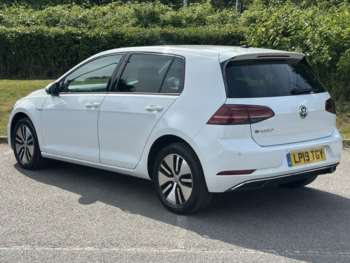Used Volkswagen Golf 2019 for sale - 74884338: Photo