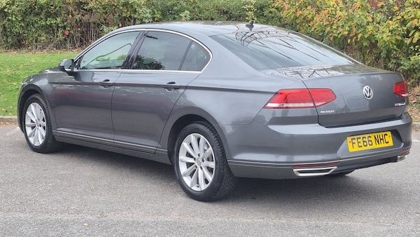 Used Volkswagen Passat 2016 for sale - 76303645: Photo 3