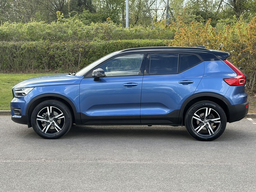 Used Volvo XC40 2020 for sale - 78206611: Photo 2