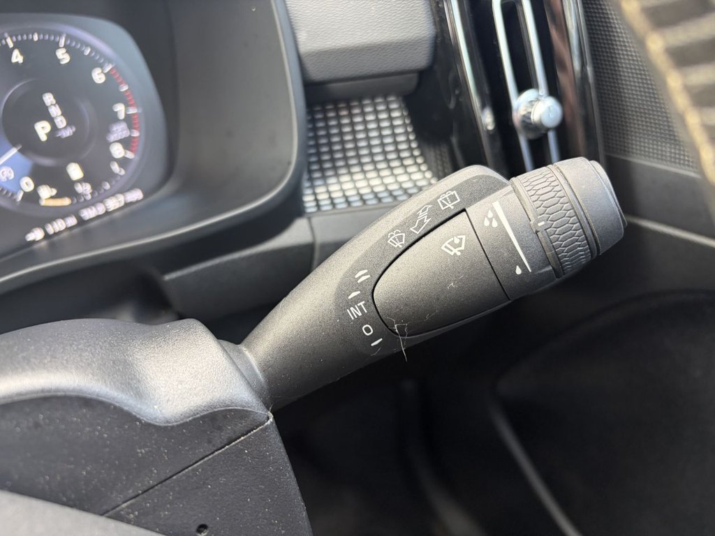 Used Volvo XC40 2020 for sale - 78206611: Photo 21