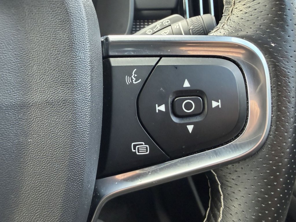 Used Volvo XC40 2020 for sale - 78206611: Photo 22