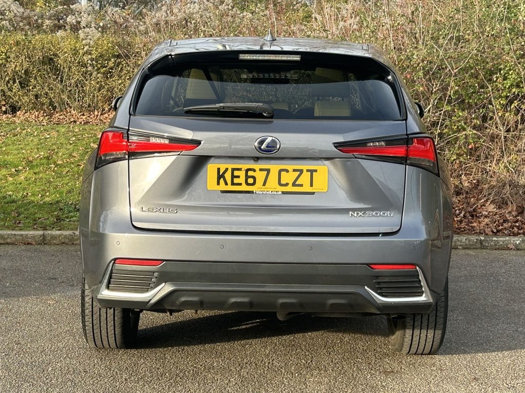 Used Lexus NX 2017 for sale - 76973255: Photo 4