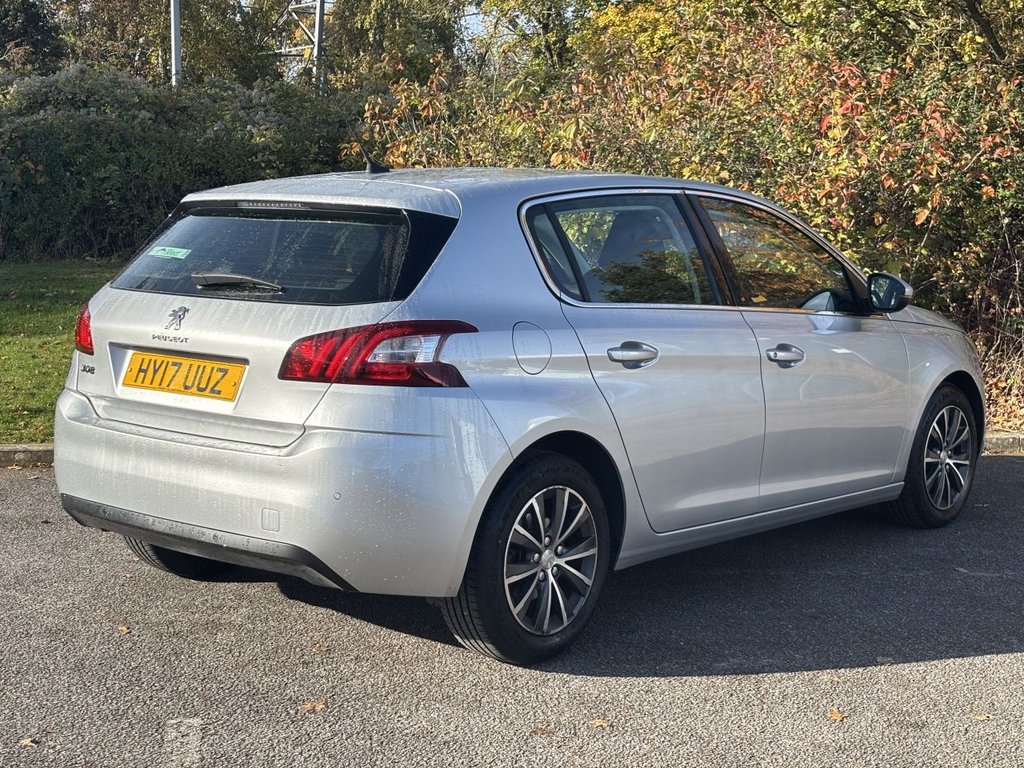 Used Peugeot 308 2017 for sale - 76406321: Photo 5