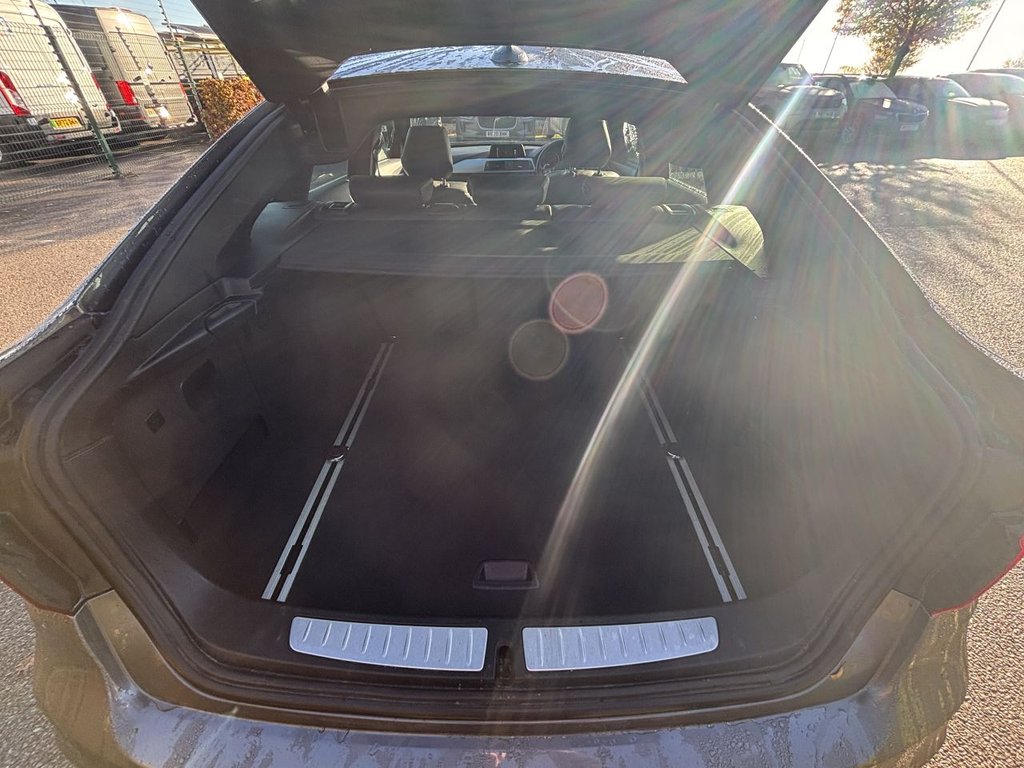 Used BMW 3 Series Gran Turismo 2017 for sale - 76406422: Photo 12