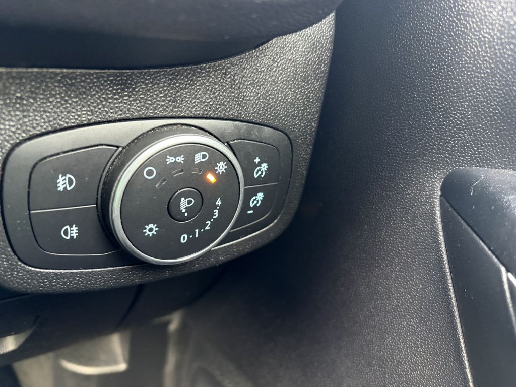 Used Ford Fiesta 2017 for sale - 77621147: Photo 21