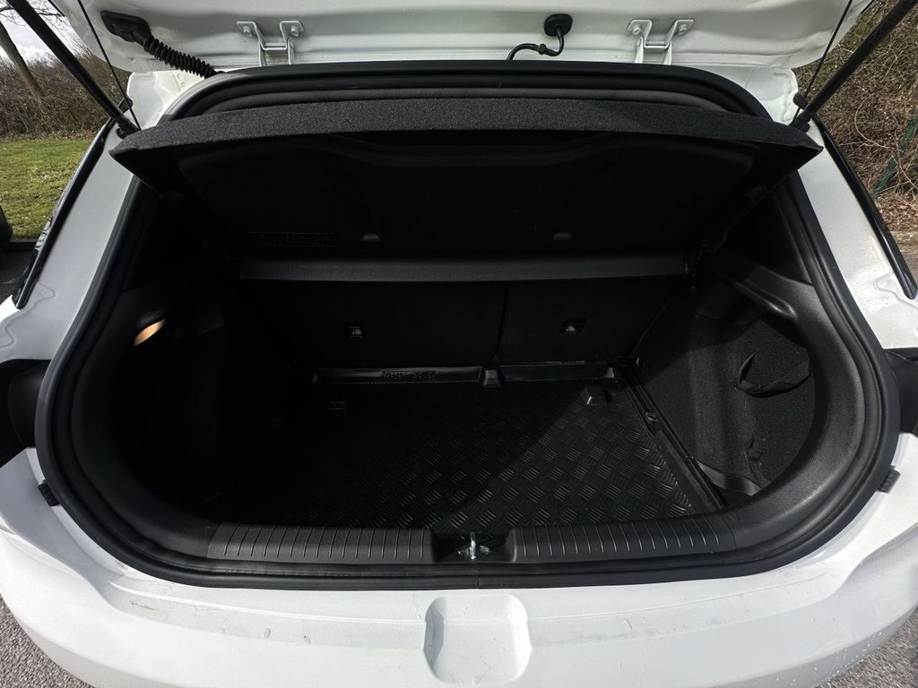 Used Hyundai i20 2017 for sale - 77904919: Photo 11