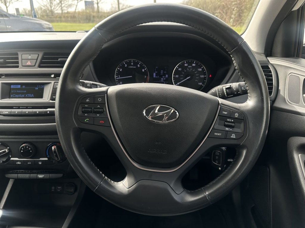 Used Hyundai i20 2017 for sale - 77904919: Photo 12