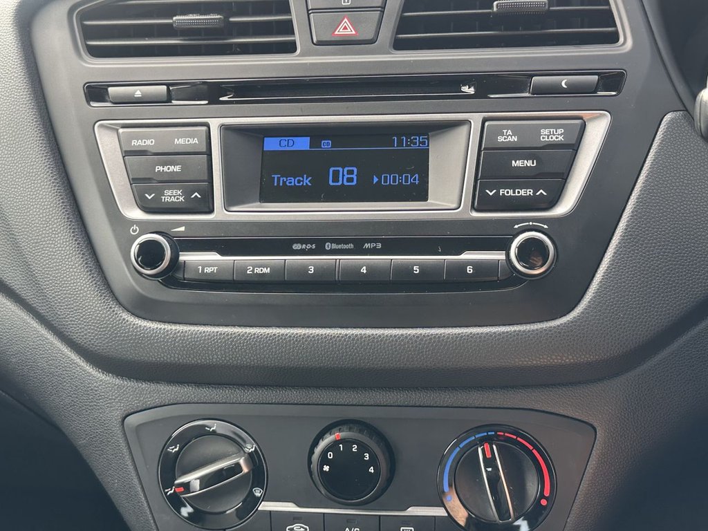 Used Hyundai i20 2017 for sale - 77904919: Photo 19