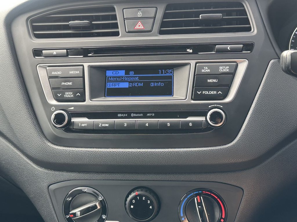 Used Hyundai i20 2017 for sale - 77904919: Photo 20