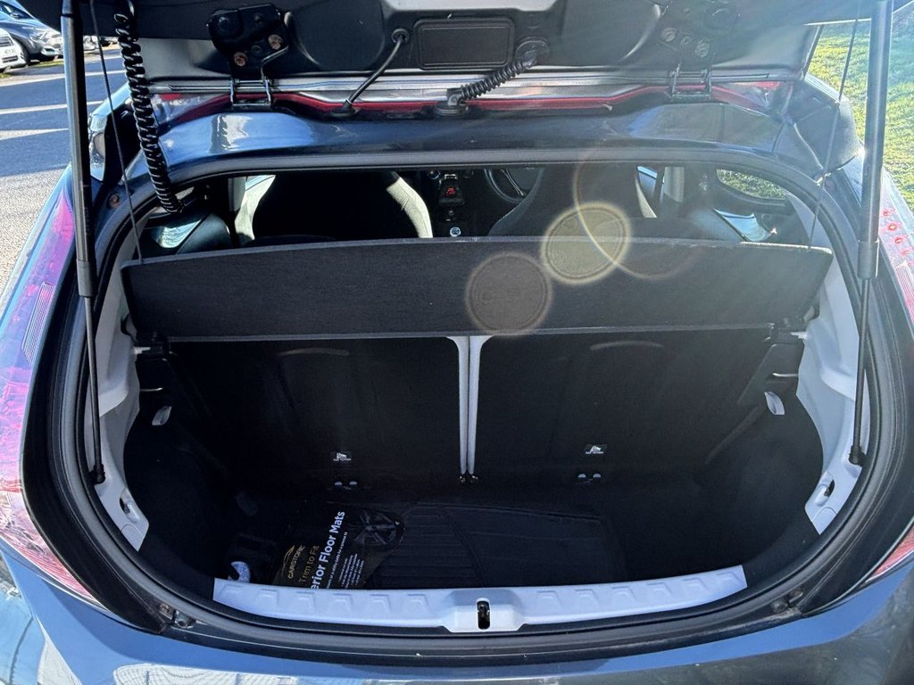 Used Toyota AYGO 2018 for sale - 77952286: Photo 11