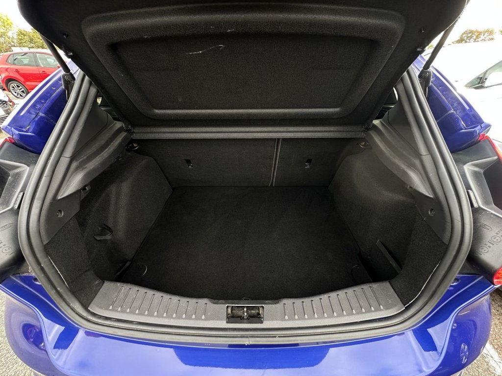 Used Ford Focus 2012 for sale - 76202685: Photo 11