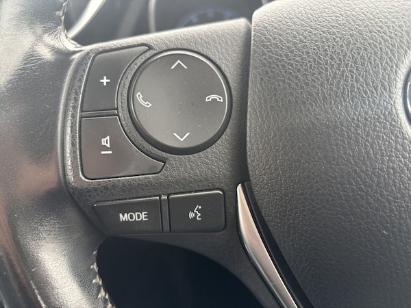 Used Toyota Auris 2017 for sale - 76266774: Photo 17