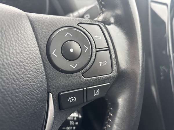 Used Toyota Auris 2017 for sale - 76266774: Photo 21