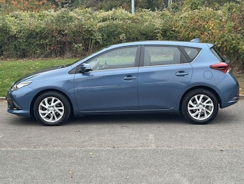 Used Toyota Auris 2017 for sale - 76266774: Photo