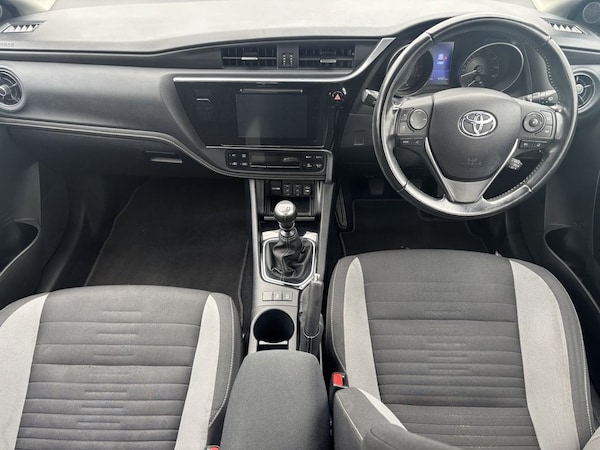 Used Toyota Auris 2017 for sale - 76266774: Photo 9
