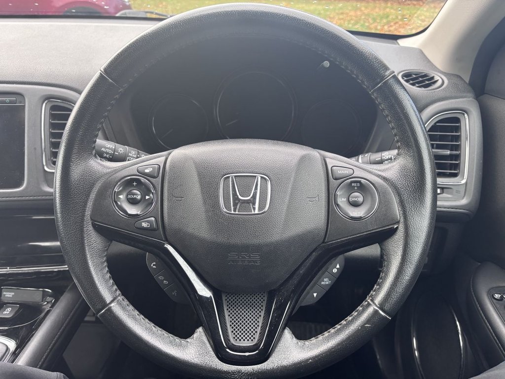 Used Honda HR-V 2015 for sale - 76430306: Photo 12