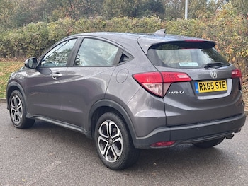 Used Honda HR-V 2015 for sale - 76430306: Photo