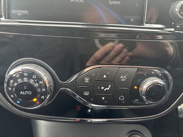 Used Renault Captur 2017 for sale - 76291178: Photo 14