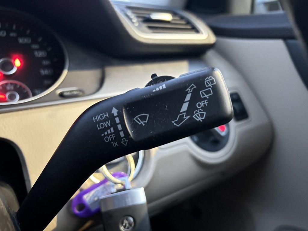 Used Volkswagen Passat 2011 for sale - 76632158: Photo 16