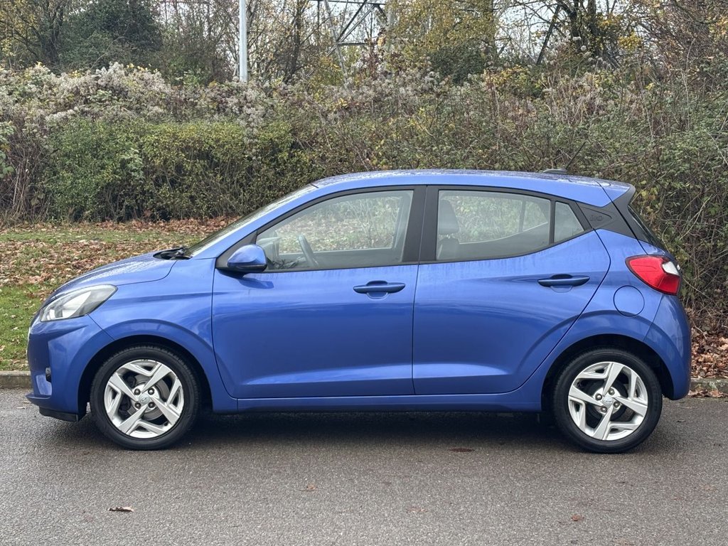 Used Hyundai i10 2020 for sale - 76711639: Photo 2