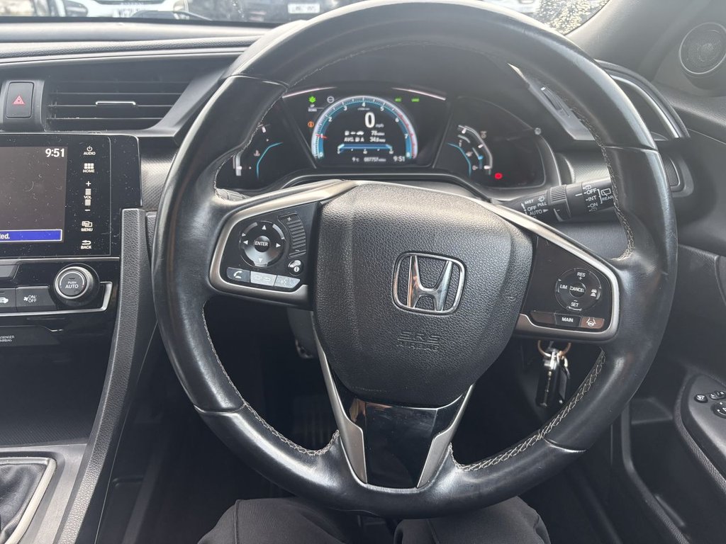 Used Honda Civic 2017 for sale - 77226904: Photo 13