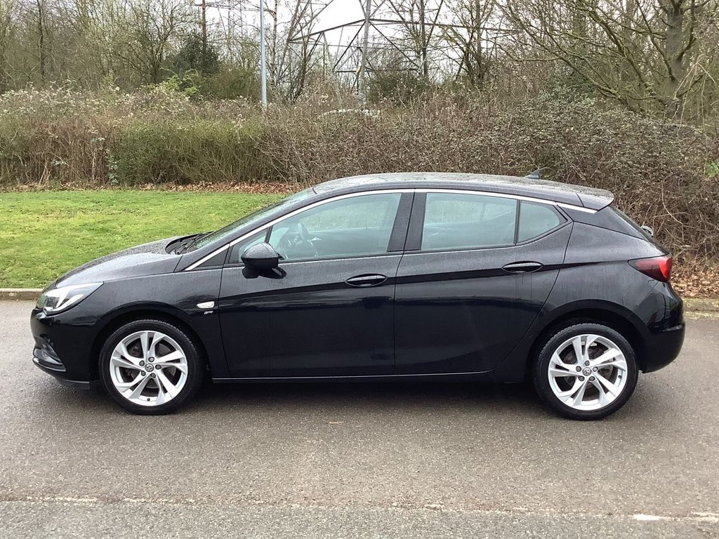 Used Vauxhall Astra 2019 for sale - 77905107: Photo 2