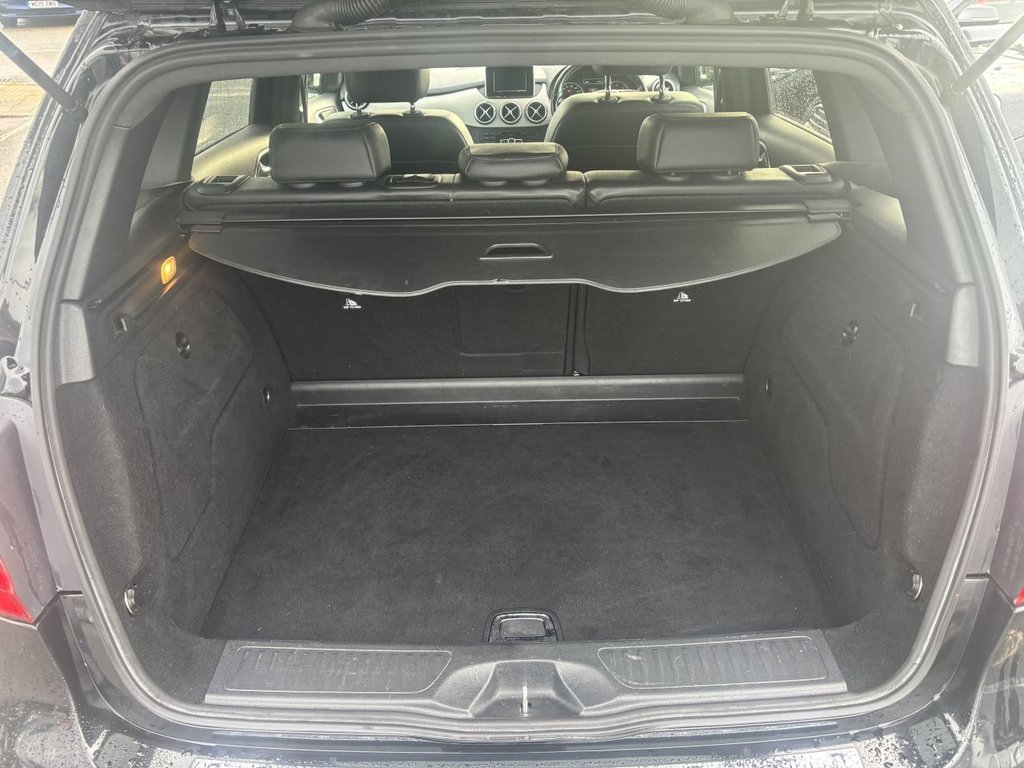 Used Mercedes-Benz B Class 2014 for sale - 76867669: Photo 11