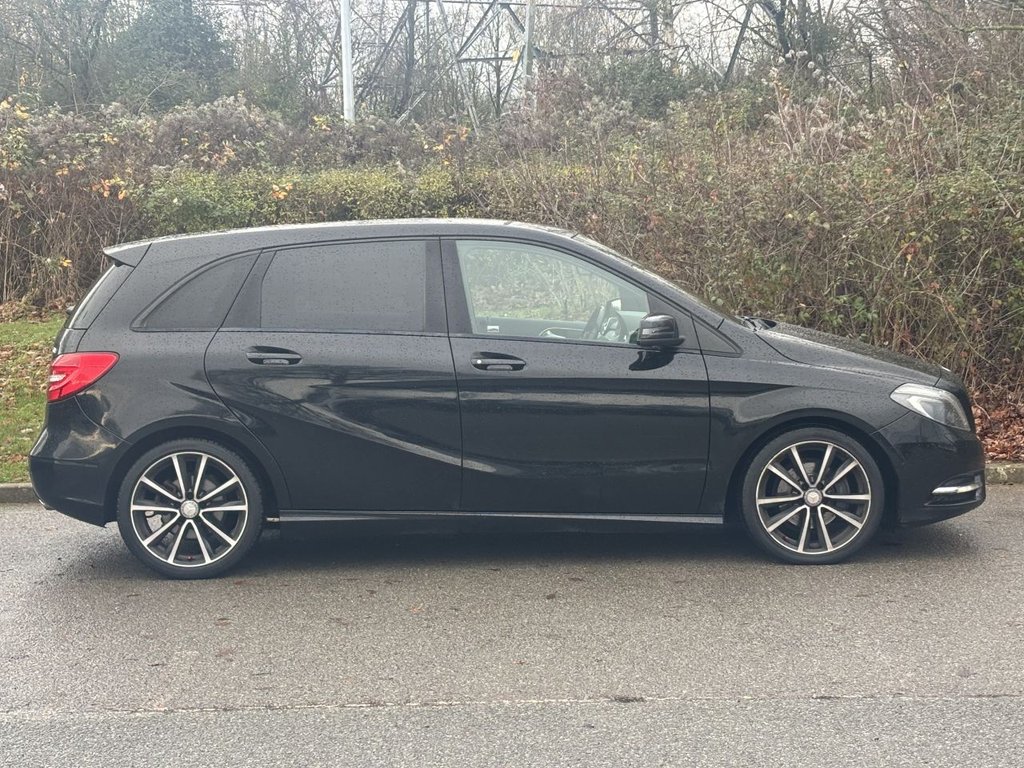 Used Mercedes-Benz B Class 2014 for sale - 76867669: Photo 6