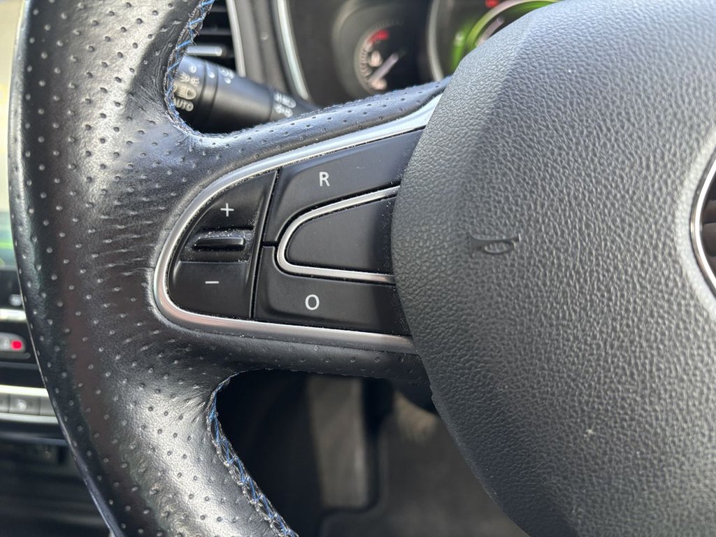 Used Renault Megane 2017 for sale - 76185125: Photo 17